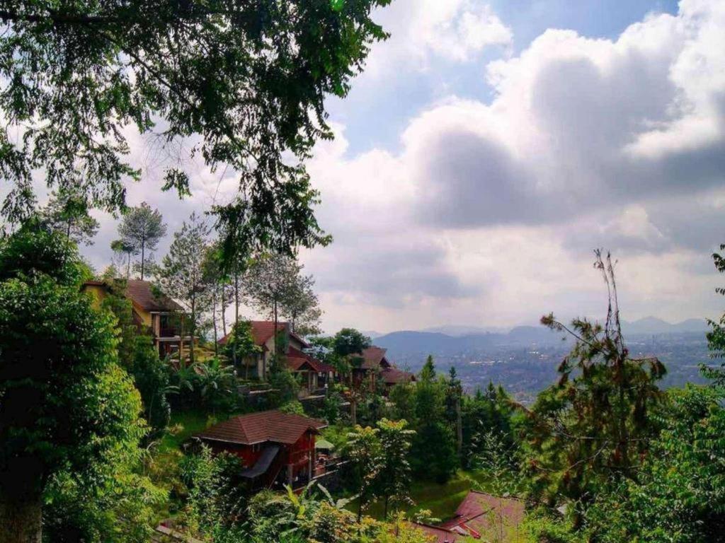 Talita Resort Ciloto Puncak Exterior photo